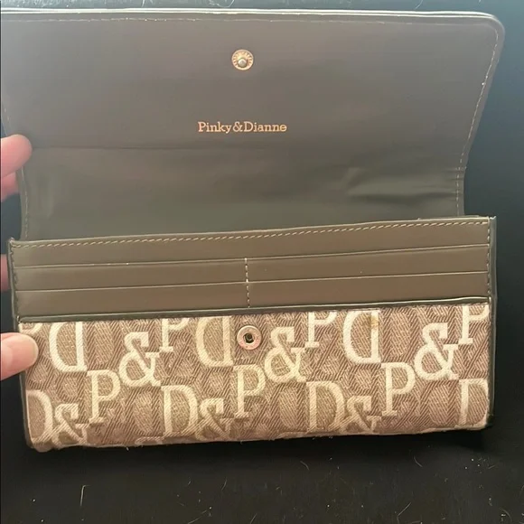 Pinky and Dianne Brown Monogram Wallet - Picture 5 of 11
